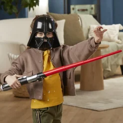 Hasbro Coffret Dark Vador Masque Sabre & Figurine^ Les Figurines Interactives Et À Fonction