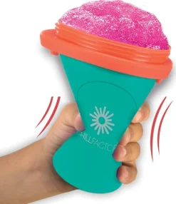 Bandai Fabrique de granité Chill factor - Slushy Maker neon^ Autres Activités Créatives