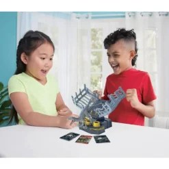 Epoch Games Jeu Jurassic World cage Breaker^ Jeux D'Action Et D'Adresse