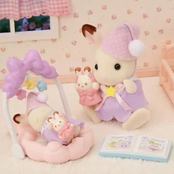 Sylvanian Families Le coucher des sœurs lapin chocolat 5806^ Mini-Univers