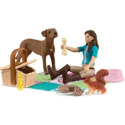 Schleich Lisa prépare son pique-nique - Mini monde^ La Ferme Et L'Univers Agricole