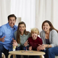 Hasbro Gaming Mâche-mots kids : Enfants contre parents^ Jeux D'Ambiance