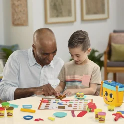Play-Doh Pique-nique des formes^ Modelage Et Moulage