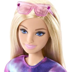 Mattel Poupée Barbie Malibu détective à la plage - Les Mystères de Barbie^ Poupées Mannequins