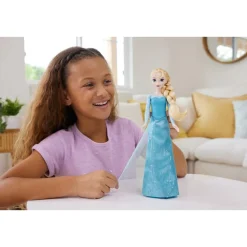 Mattel Poupée mannequin Elsa robe turquoise - La Reine des Neiges^ Poupées Mannequins